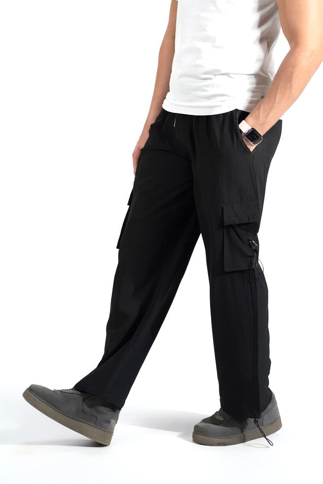 BLACK CARGO PANTS