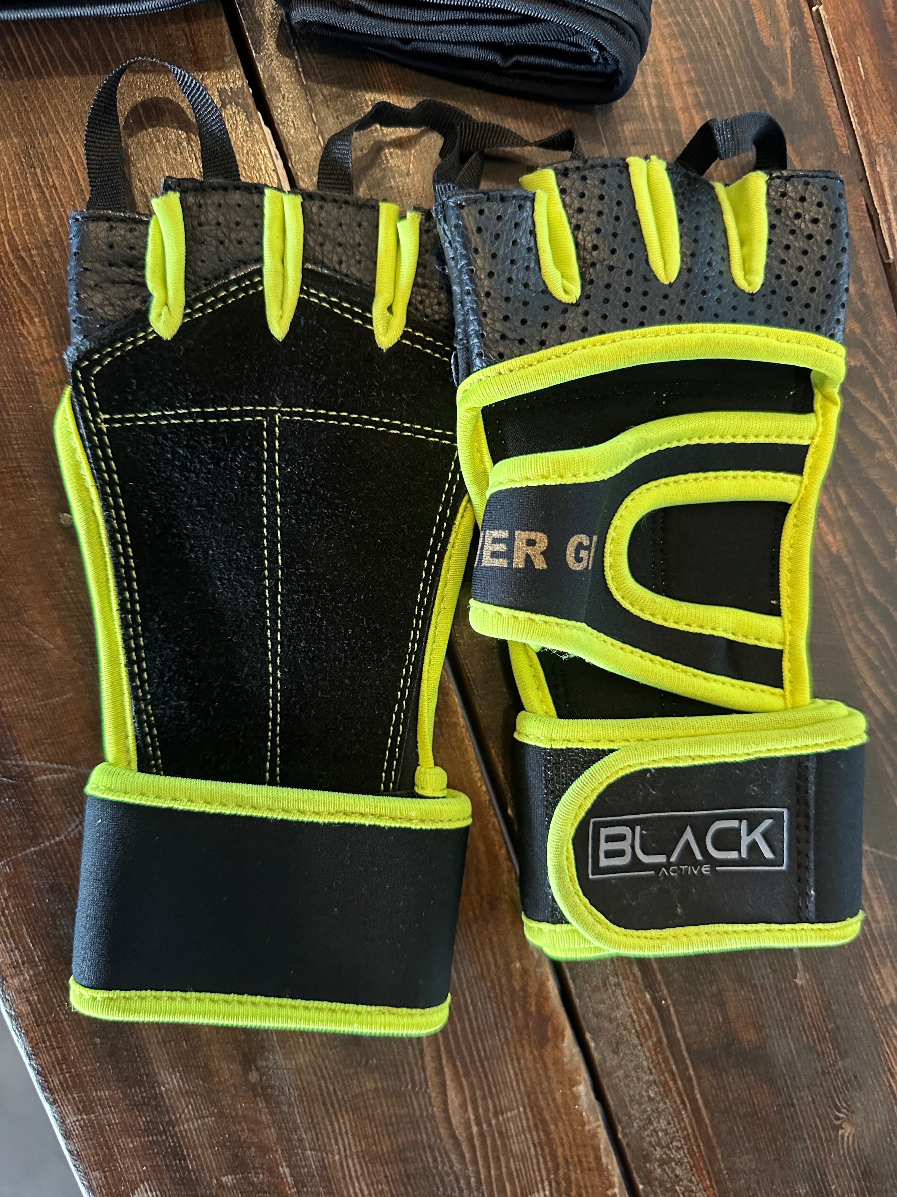 TRAINING GLOVES UNISEX