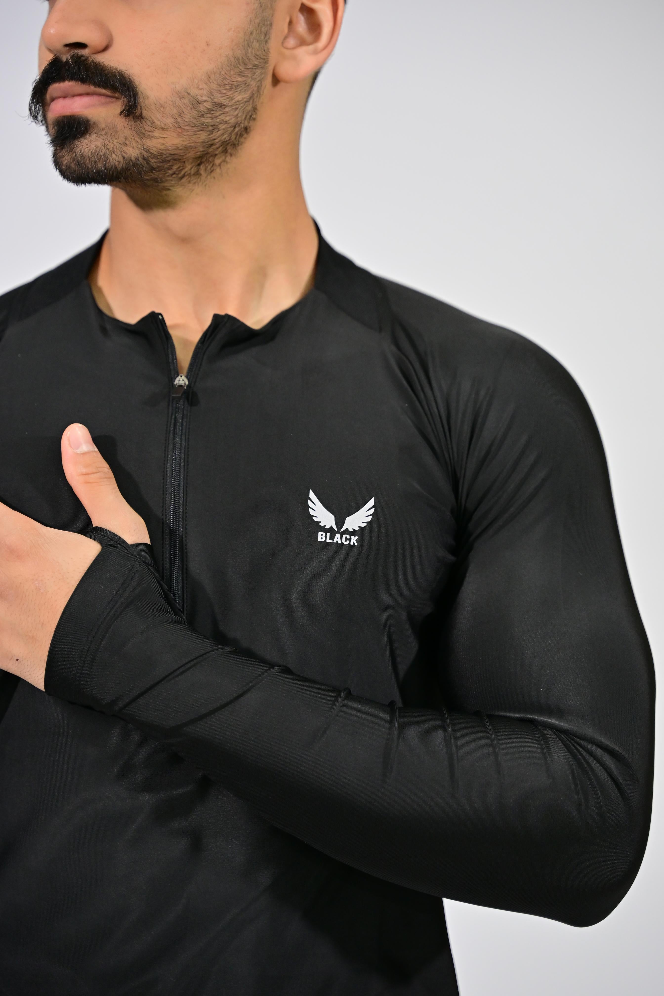 APEX MOCK NECK BLACK