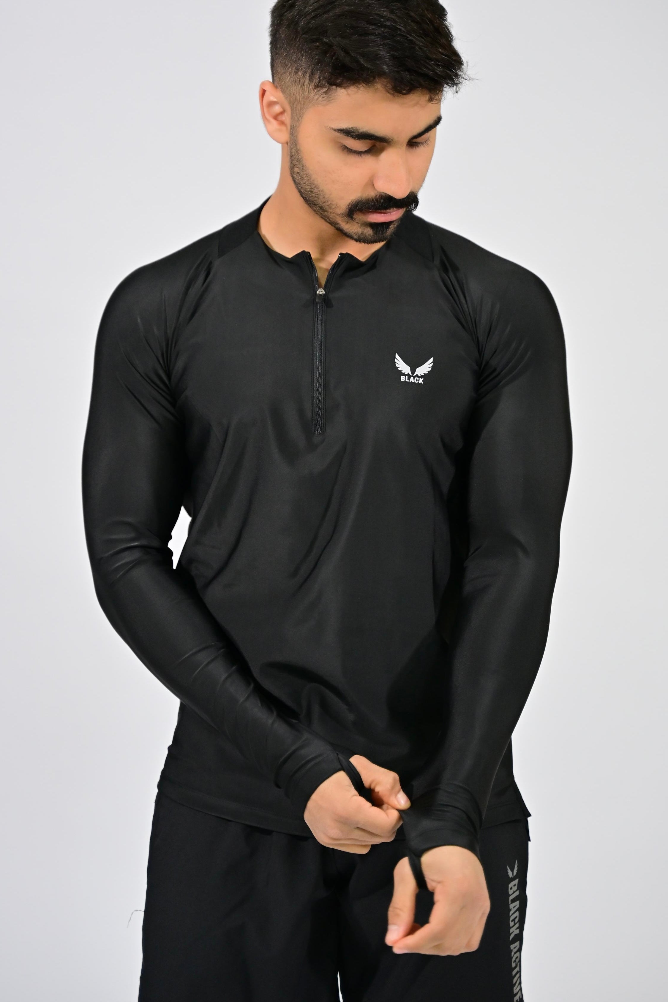APEX MOCK NECK BLACK