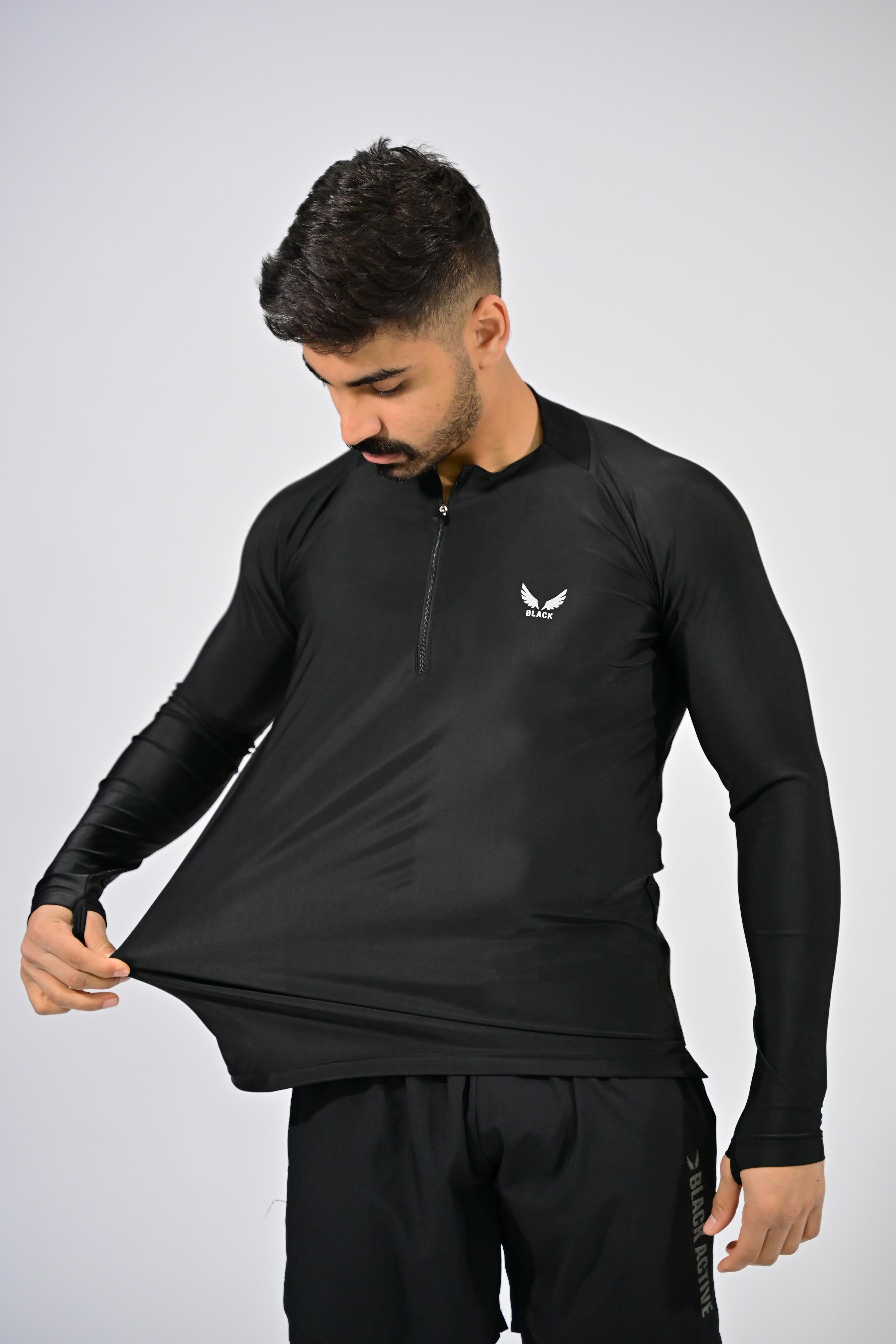 APEX MOCK NECK BLACK