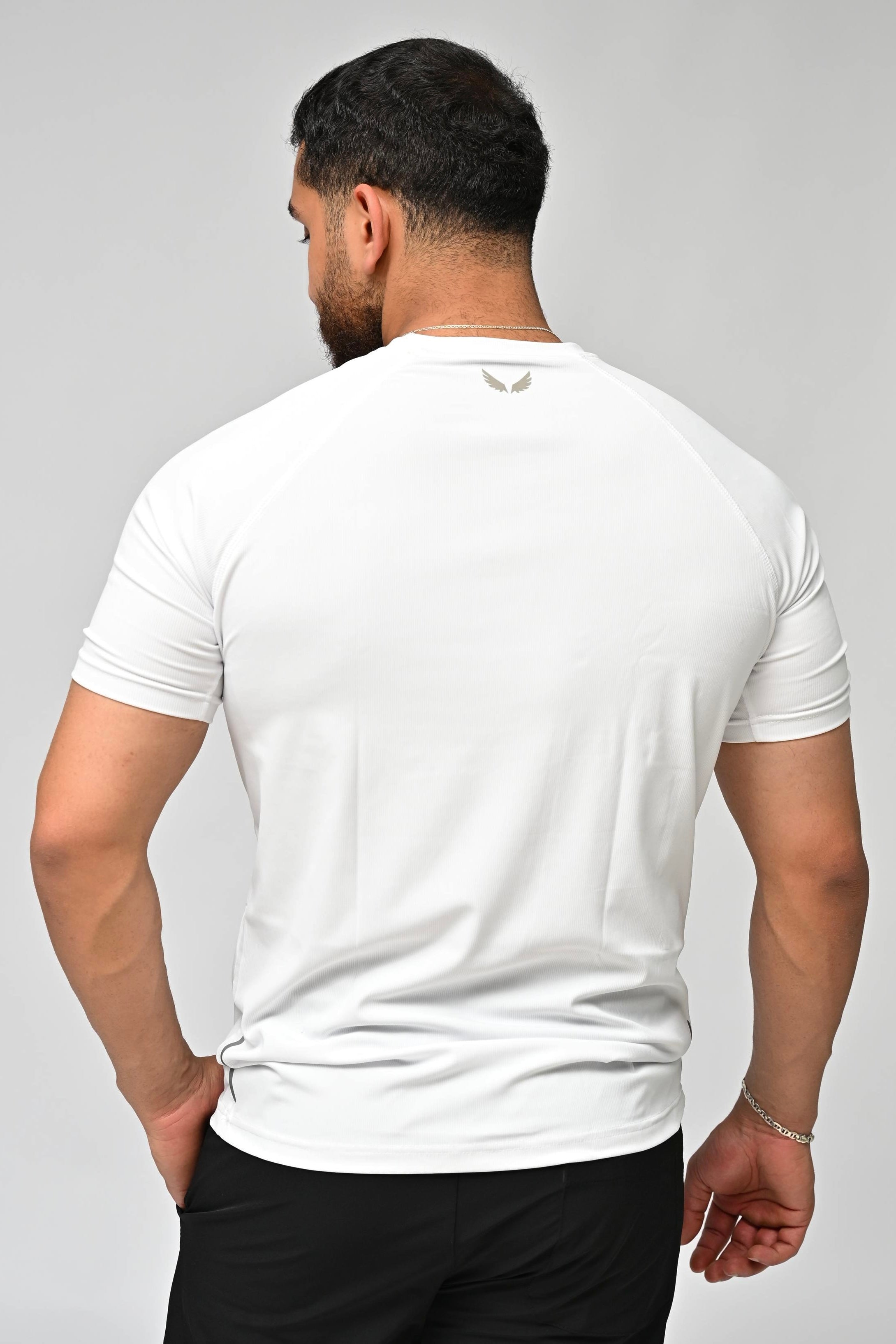 MOTION TEE - WHITE