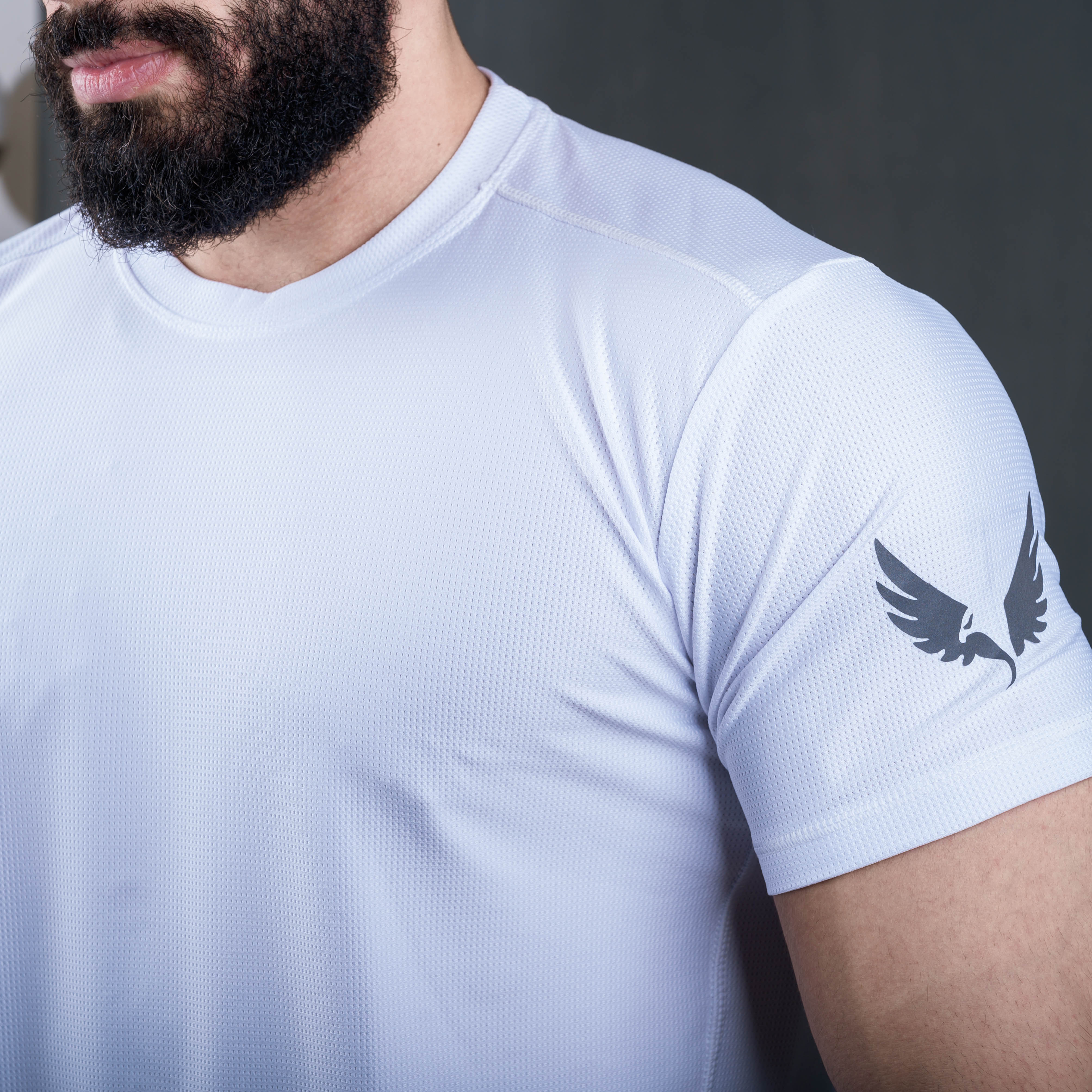 قميص درع أسود (DRI FIT)