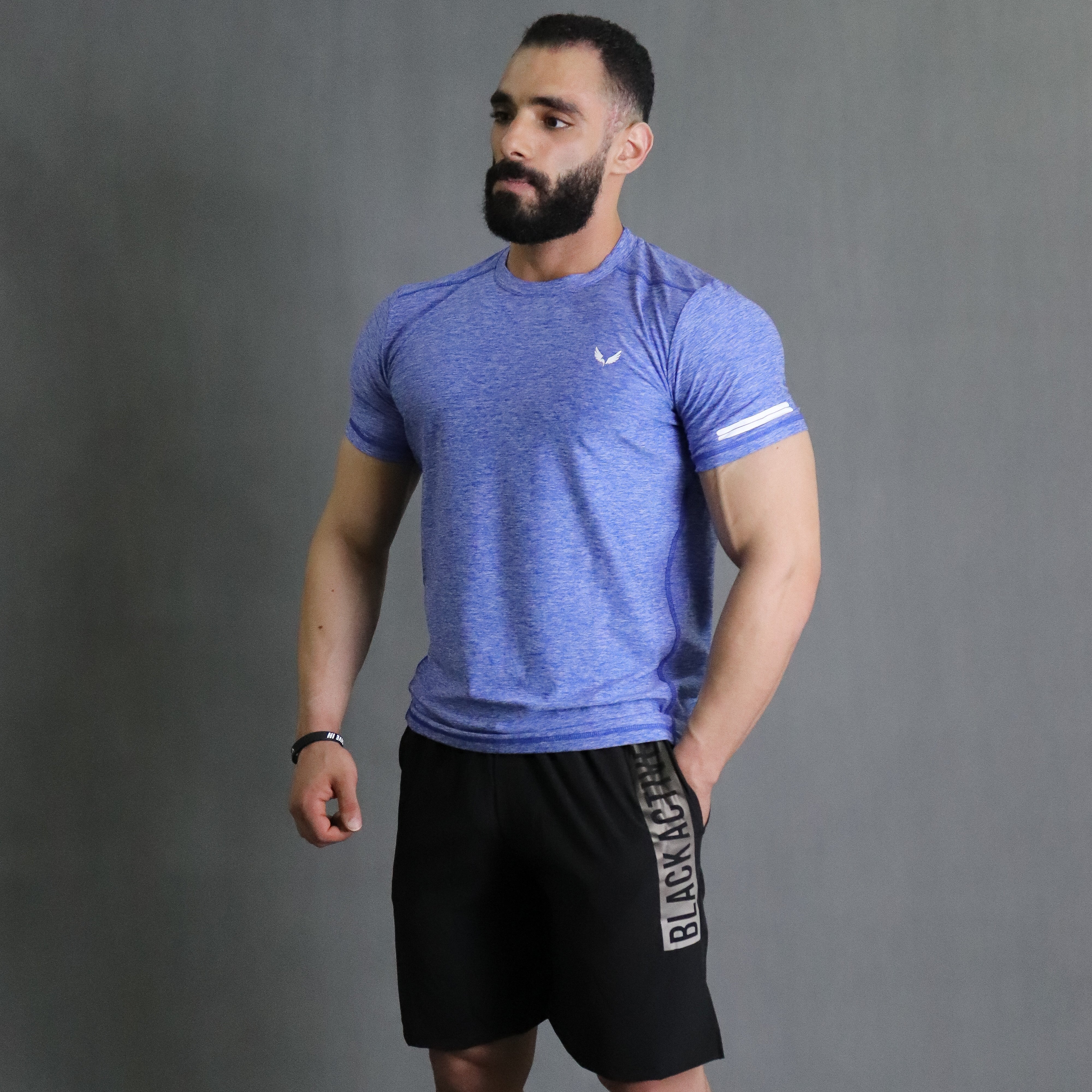 تيشيرت AERO DRY أزرق