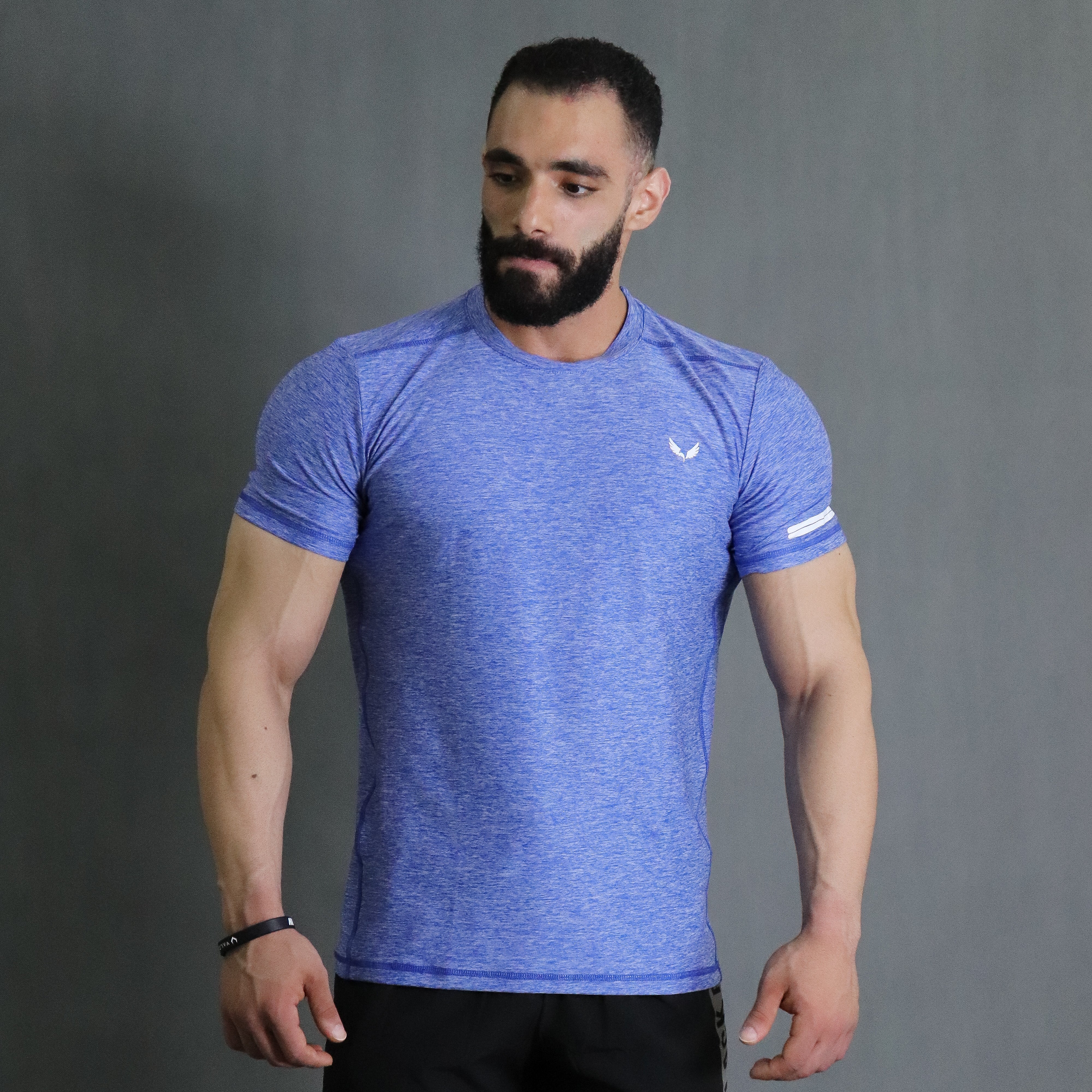 تيشيرت AERO DRY أزرق