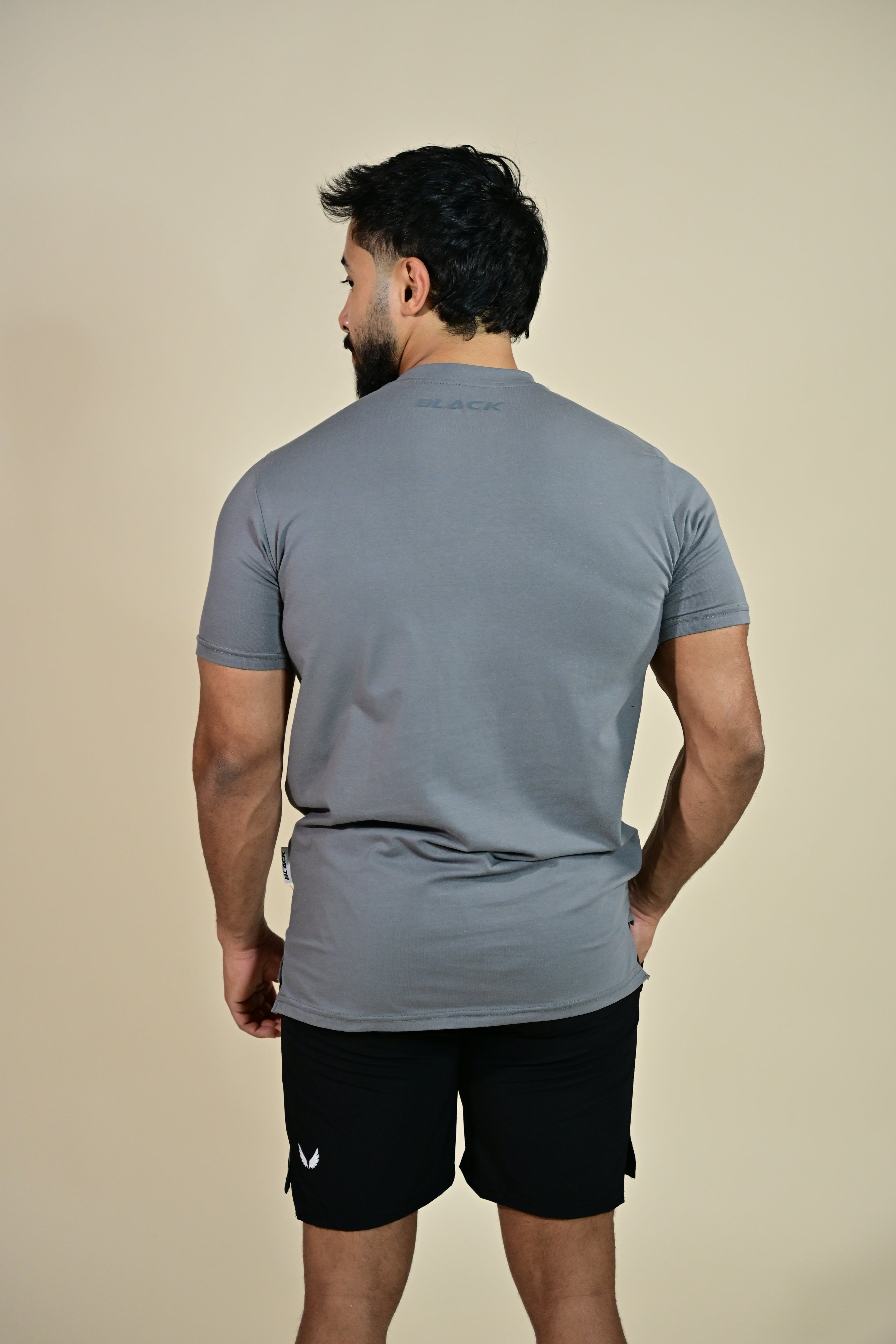 ATHLETIC TEE GREY