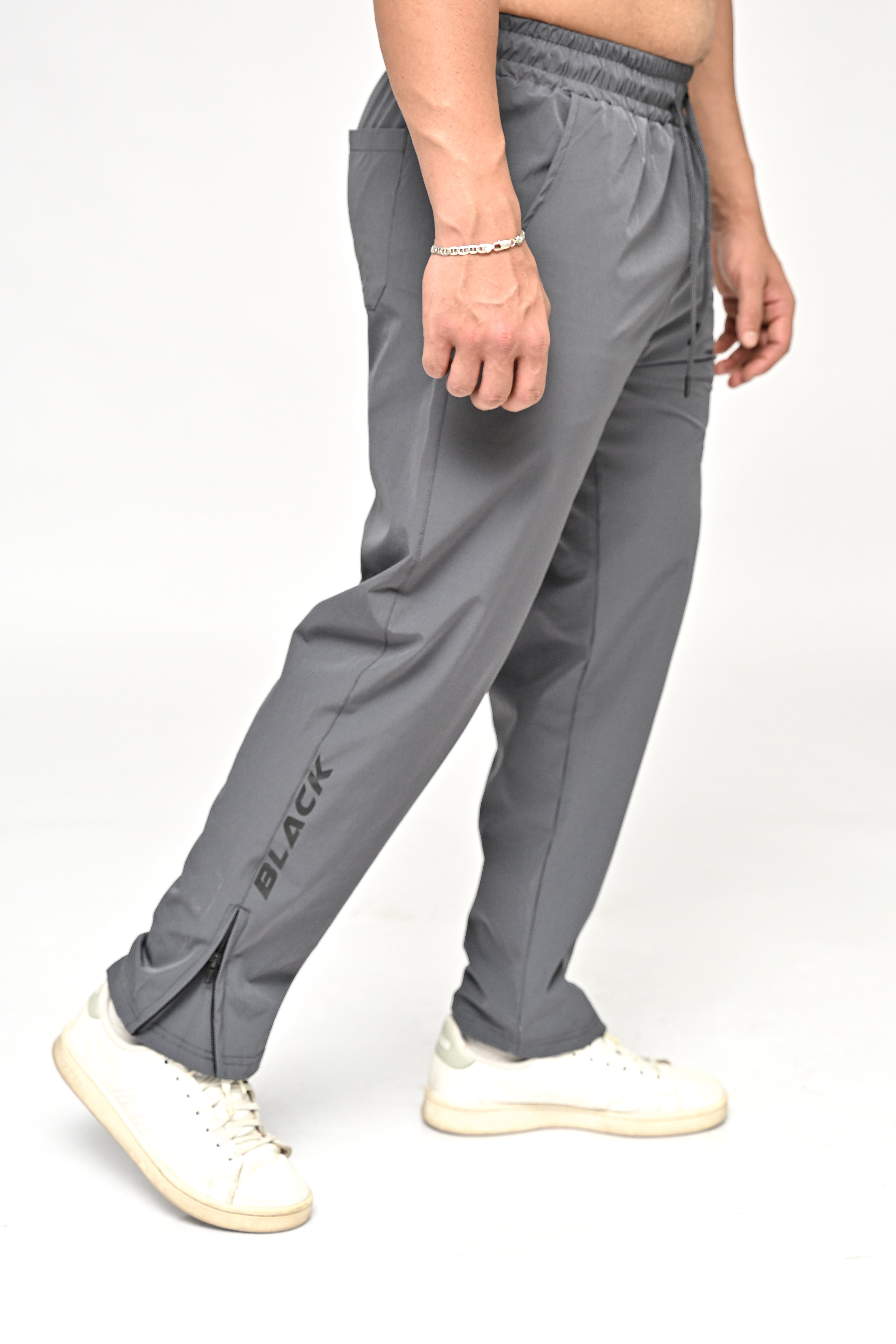 FLEX TRAINING PANTS